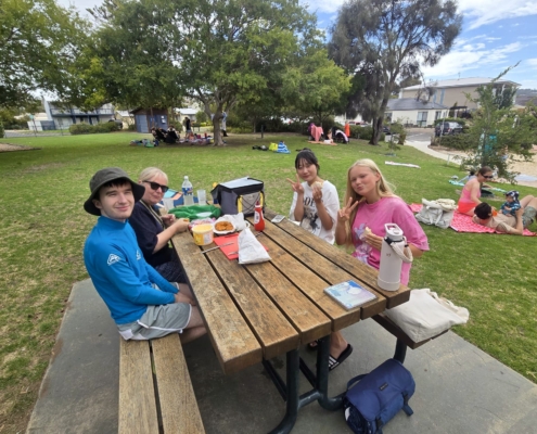 Picknick mit Gastmutter, Gastbruder und der japanischen Gastschwester
