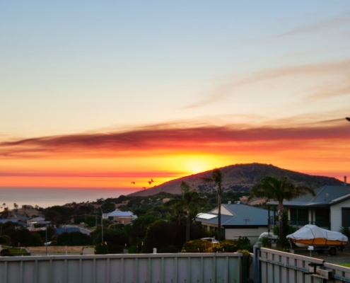 Blick aus meinem Zimmer zum Bluff bei Sonnenuntergang